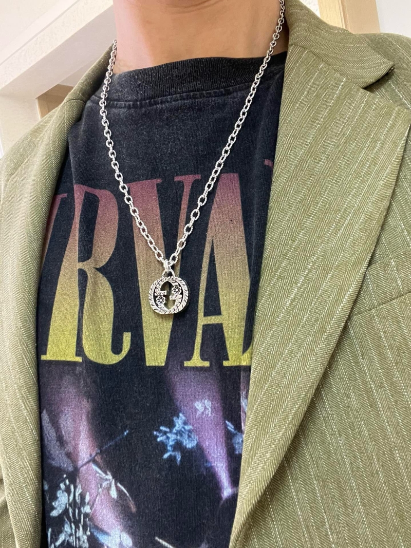 Gvc*1 necklaces
